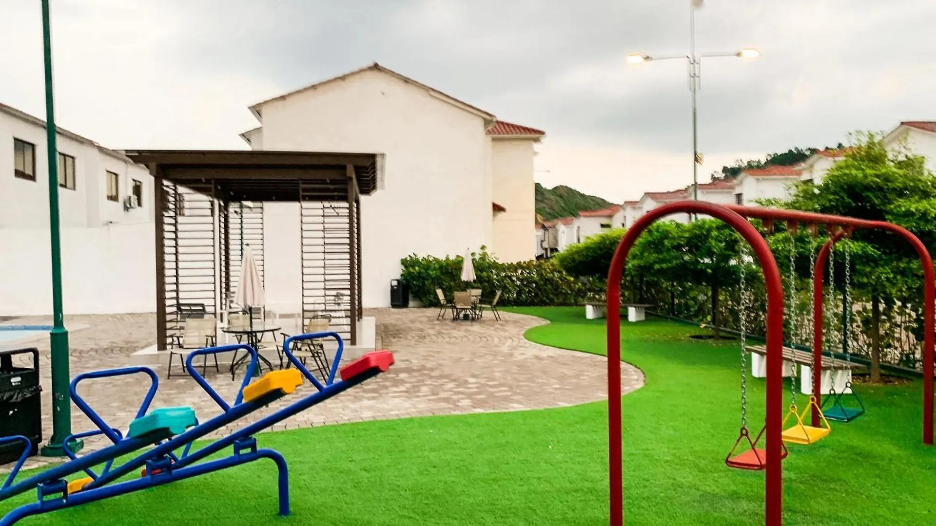 Villa Luxury 3 Habitaciones, Jacuzzi Y Barbecue Guayaquil