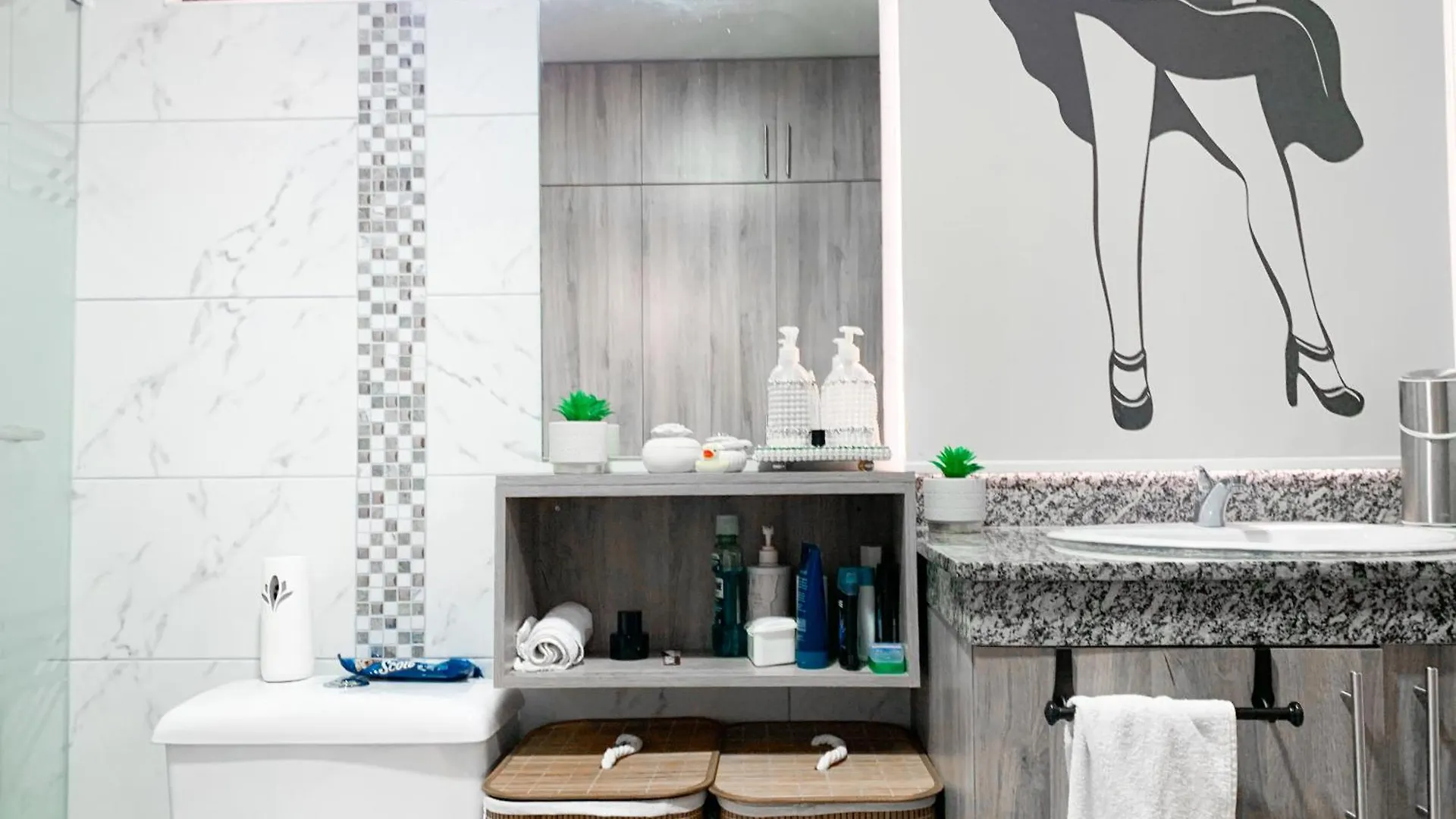 Villa Luxury 3 Habitaciones, Jacuzzi Y Barbecue Guayaquil