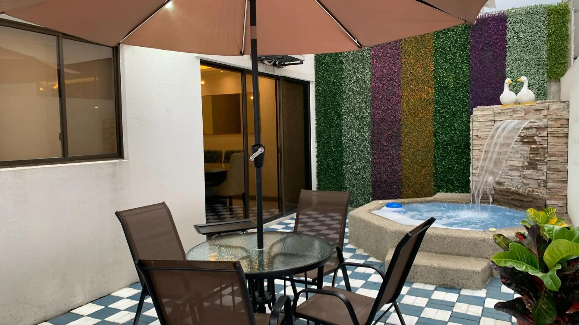 Villa Luxury 3 Habitaciones, Jacuzzi Y Barbecue Guayaquil